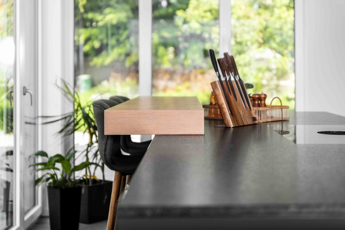 Referenzküche Silbermond Anthrazit schwarze Küche matt